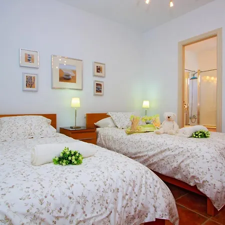 De La Cruz * פלאיה בלנקה