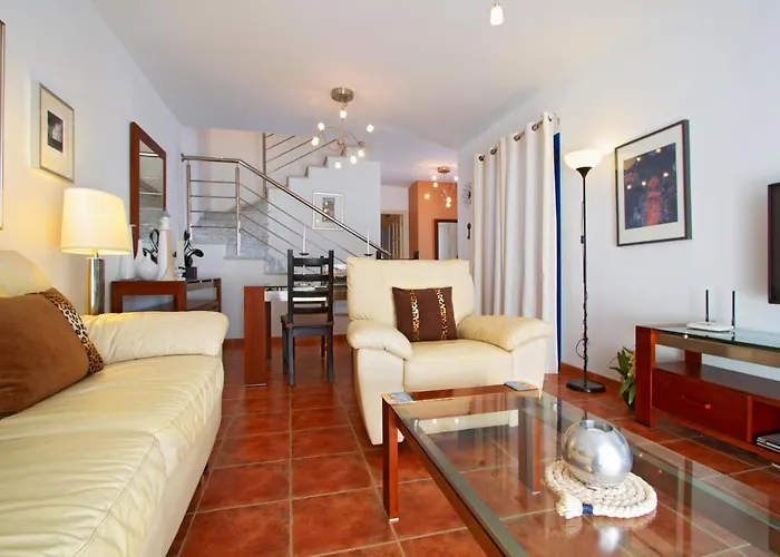 De La Cruz بلايا بلانكا